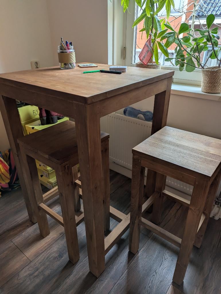 bartafel met twee krukken teak, Ophalen, Zo goed als nieuw