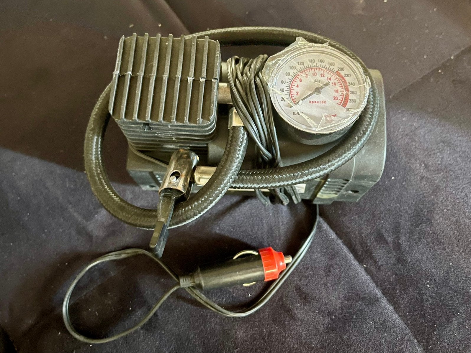 Air compressor auto, Ophalen, Zo goed als nieuw