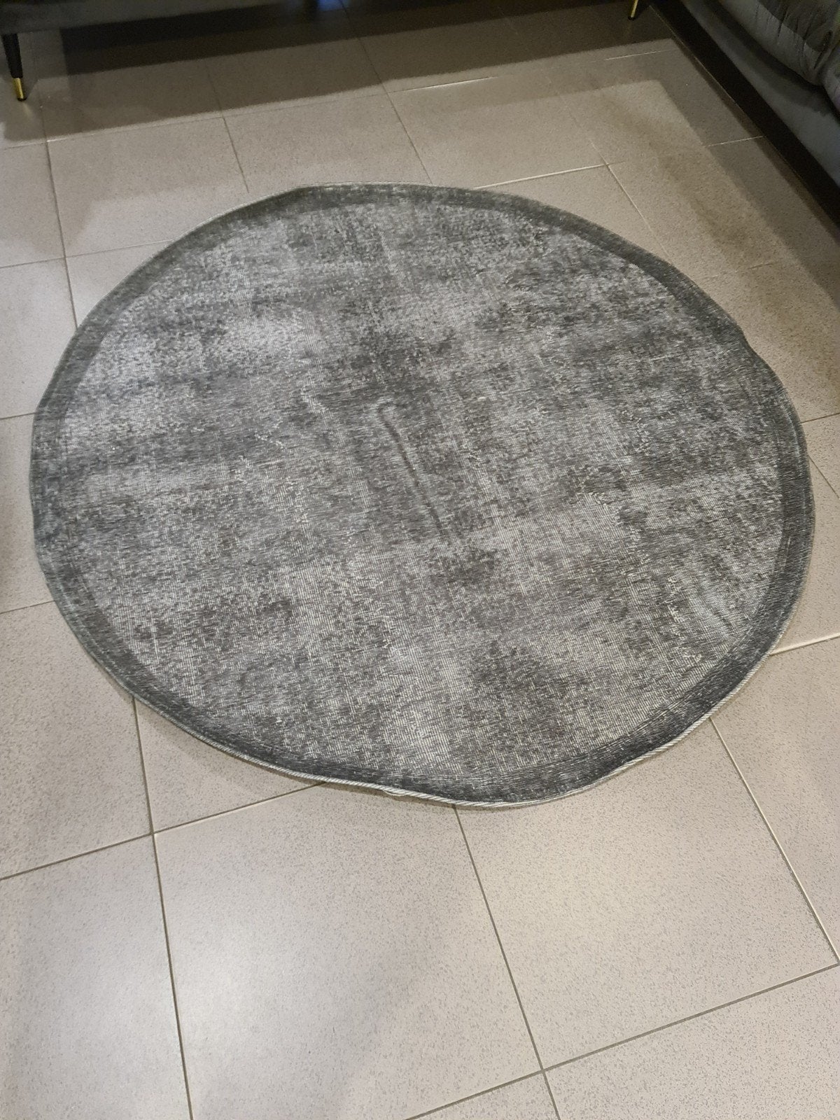 Nieuw vloerkleed rond 160cm Yves antraciet €50, Huis en Inrichting, Stoffering | Tapijten en Kleden, Ophalen, Industrieel landelijk barok brocante koloniaal boheems vintage