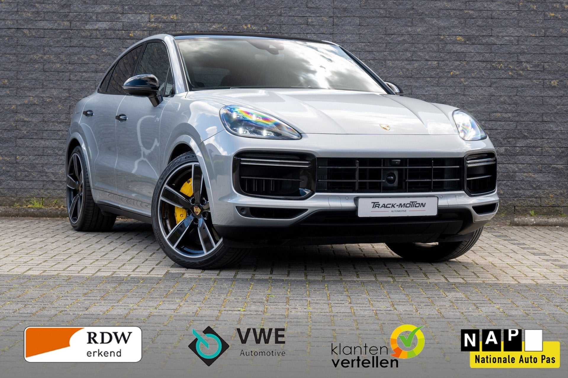 Porsche Cayenne Coupé 4.0 Turbo S E-Hybrid Pano keramisch, Automaat, 14 kWh, Gebruikt, 3000 kg