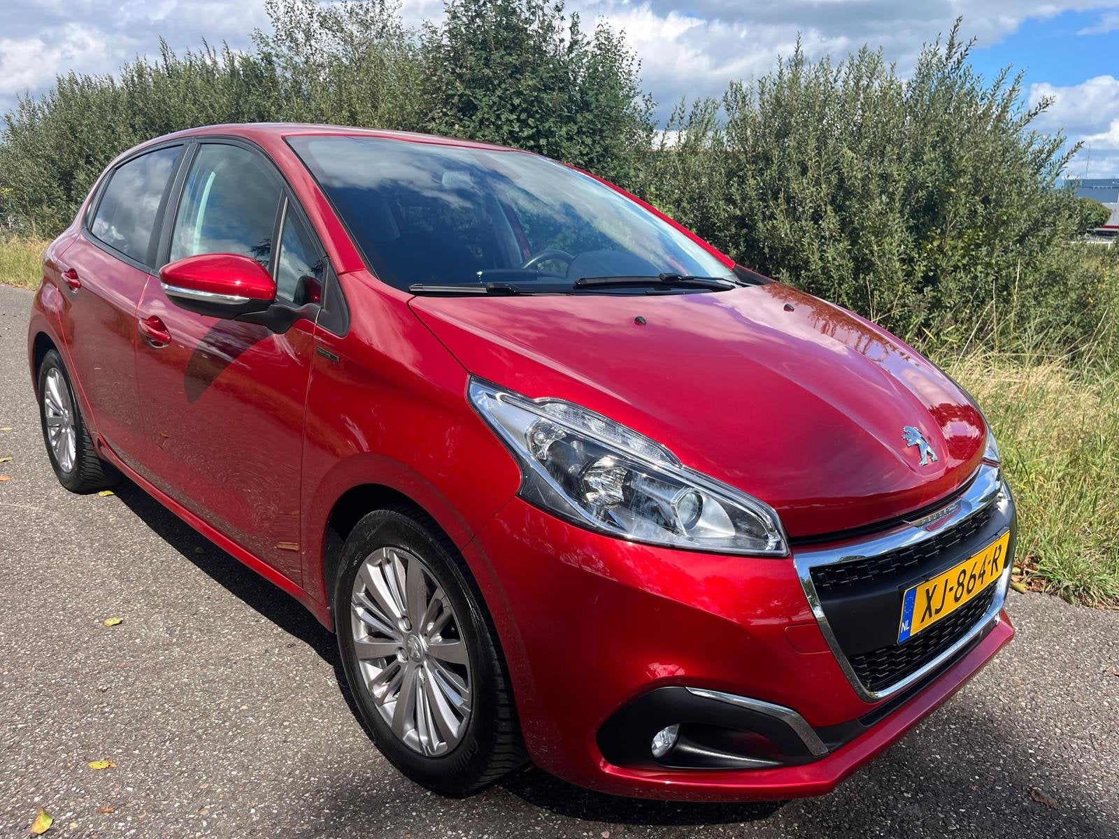 Peugeot 208 1.2 | Airco | Cruise | Navi | Bluetooth | Distri, Auto's, 83 pk, Euro 6, Origineel Nederlands, Bedrijf
