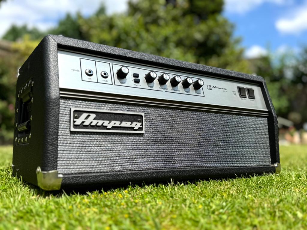 Ampeg SVTav 300W buizentop (USA), Muziek en Instrumenten, Ophalen, Gebruikt, Basgitaar, 100 watt of meer