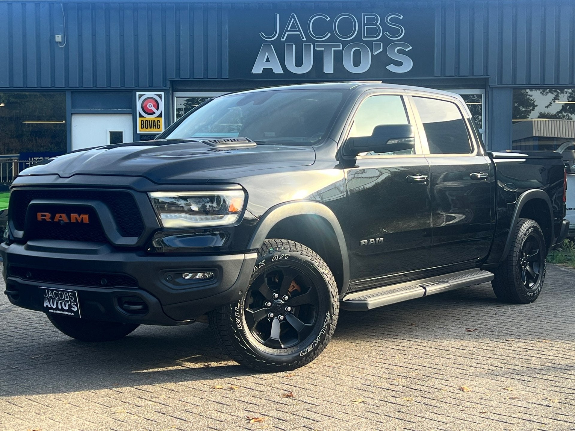 Dodge Ram Crewcab panorama, Auto's, Automaat, Gebruikt, Zwart, Vierwielaandrijving