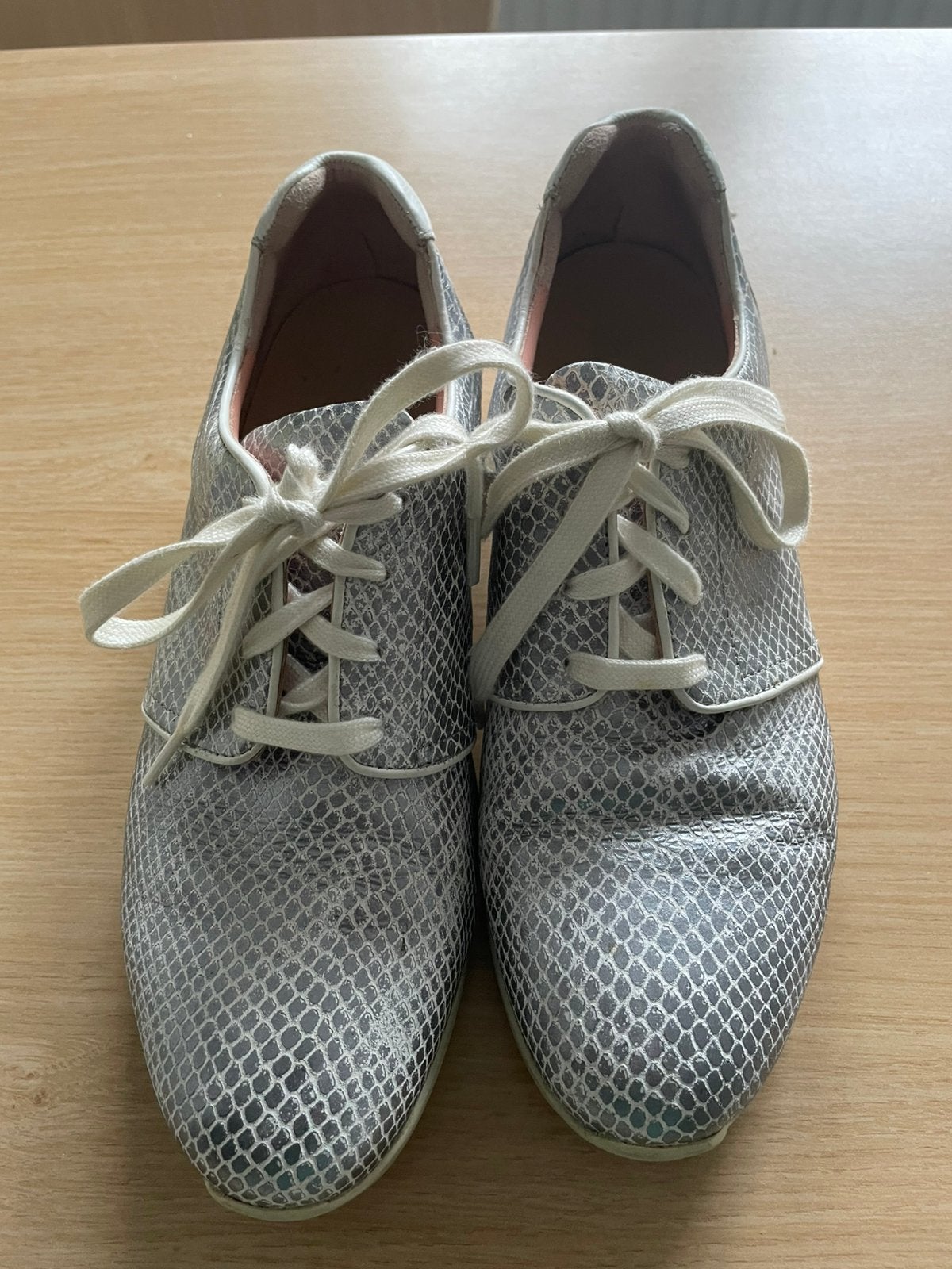 Durea schoenen maat 39 H met uitneembare zolen, Ophalen of Verzenden, Gedragen, Grijs, Schoenen met lage hakken