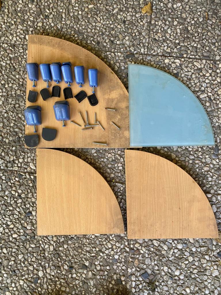 Hoekplanken met bevestigingsmateriaal, Ophalen, Gebruikt