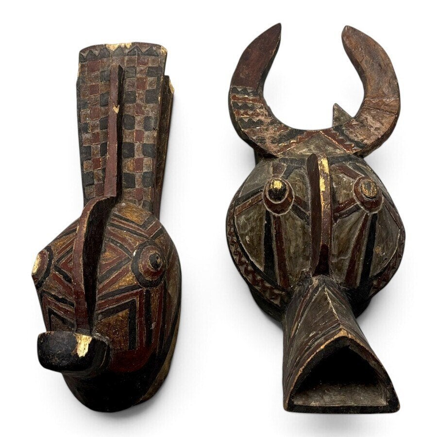 Twee West-Afrikaanse houten maskers, Afrika, Ophalen of Verzenden, Masker, Hout