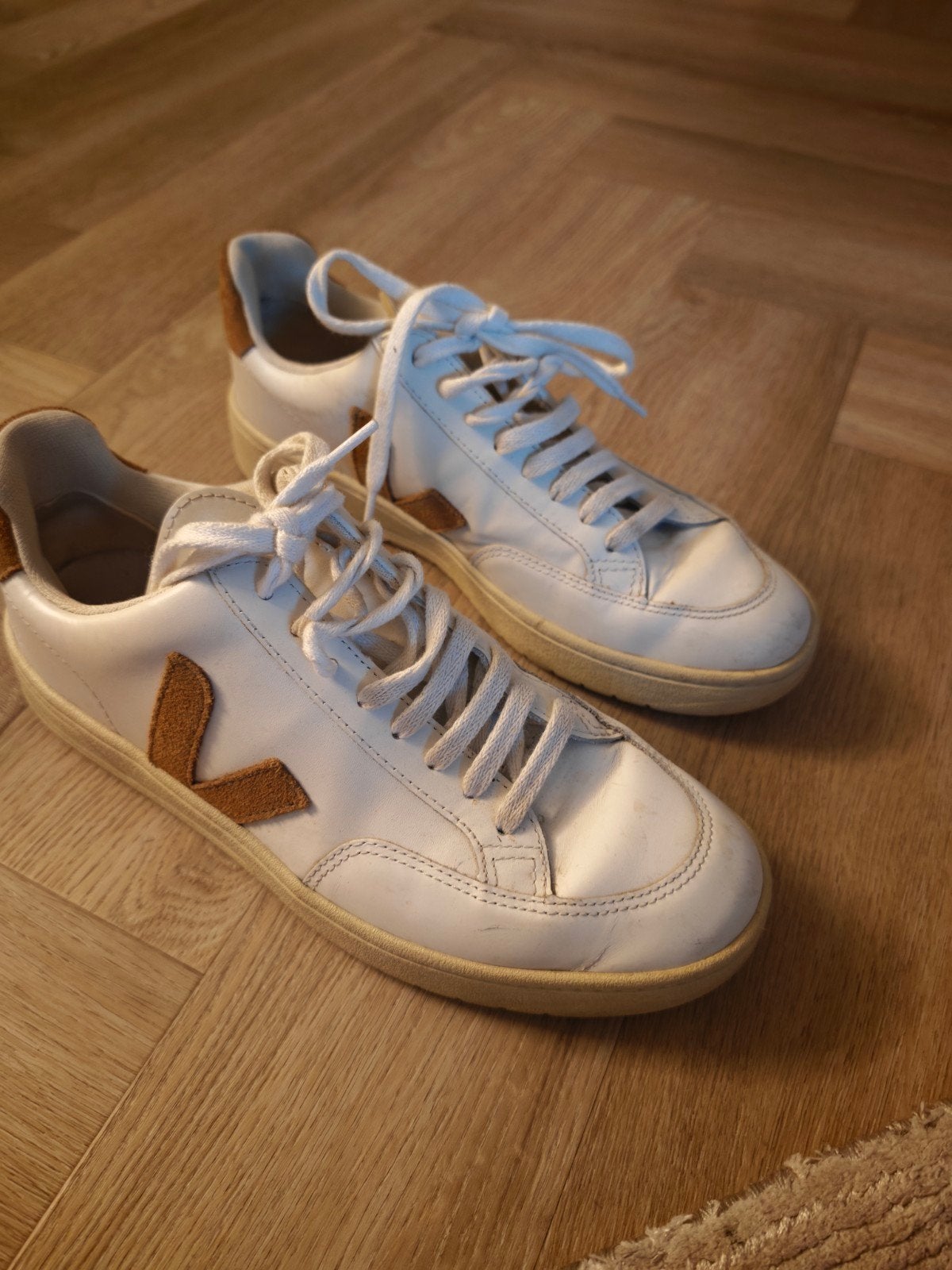 Veja sneakers maat 40, Kleding | Dames, Wit, Veja, Ophalen of Verzenden, Sneakers of Gympen