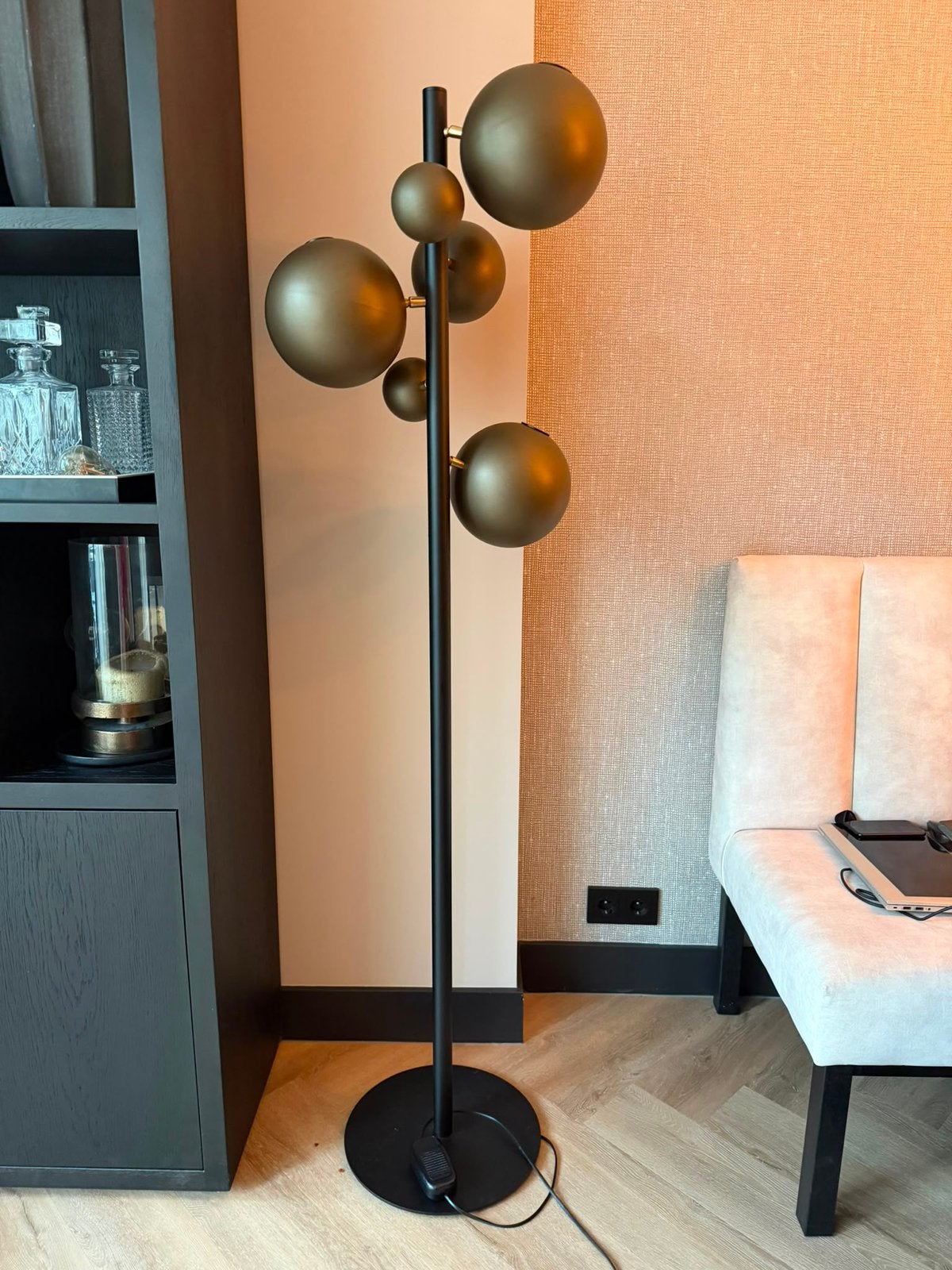 Ztahl Urbino vloerlamp platinum/zwart, Huis en Inrichting, Ophalen, Zo goed als nieuw, 150 tot 200 cm