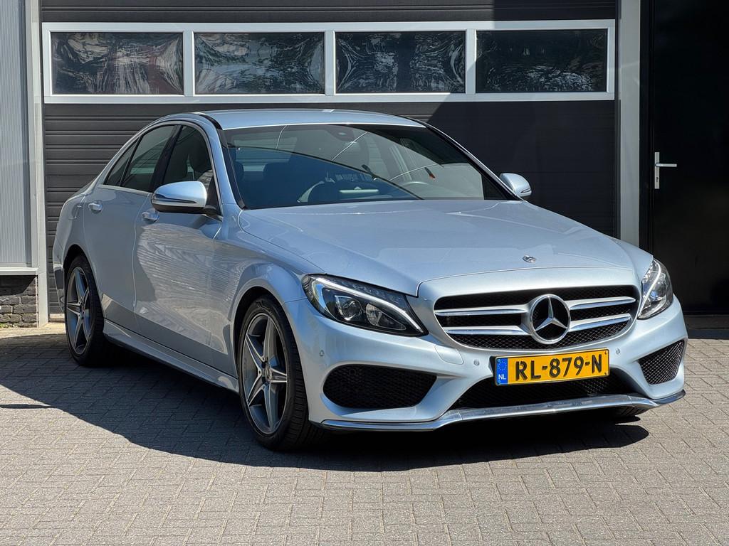 Mercedes-Benz C-klasse 180 AMG Sport Xenon/Led, Navi, Camera, Automaat, Euro 6, Leder en Stof, Bedrijf