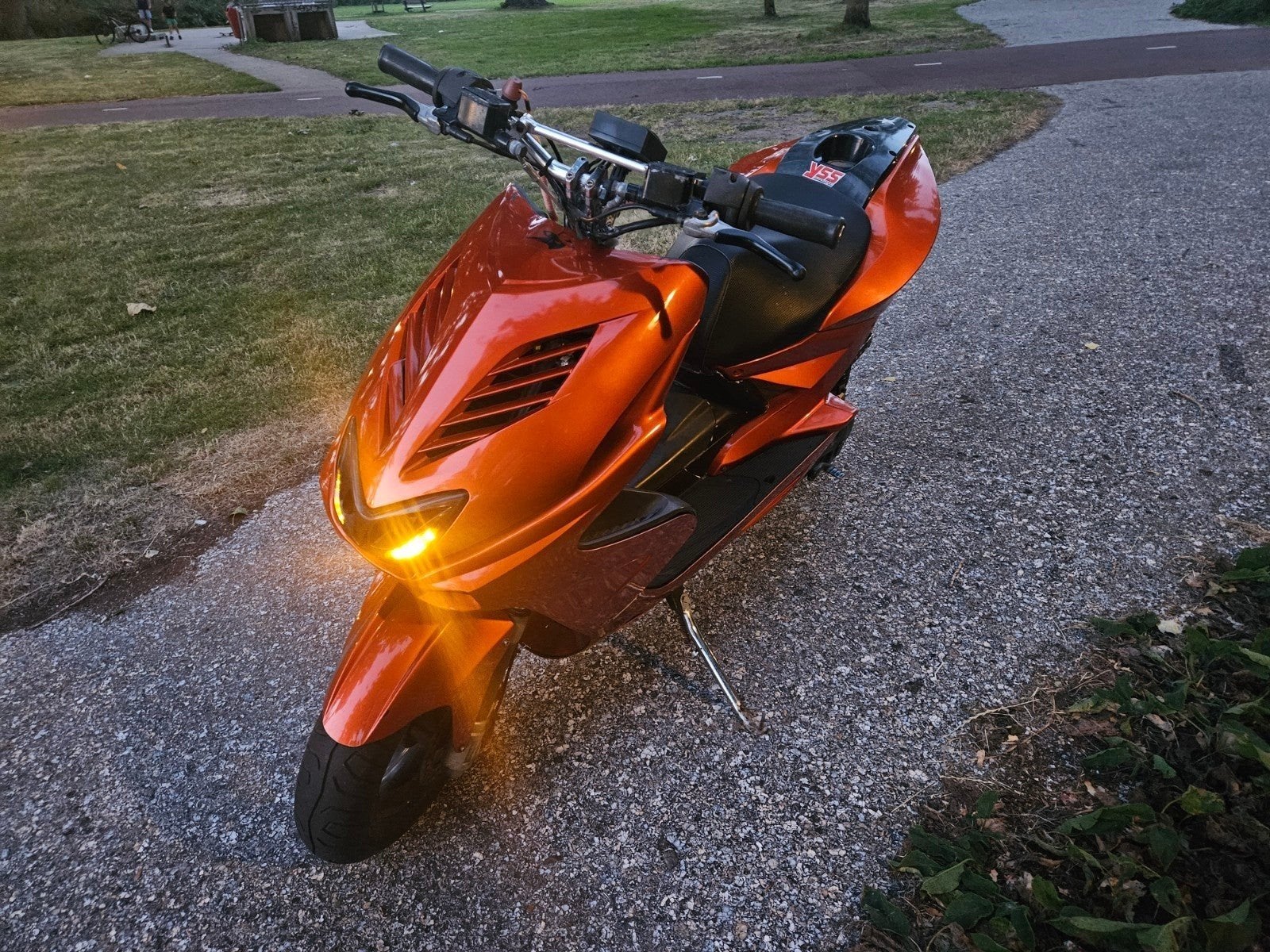 Aerox yamaha scooter inruilen mogelijk, Ophalen of Verzenden, Zo goed als nieuw, Benzine, Aerox