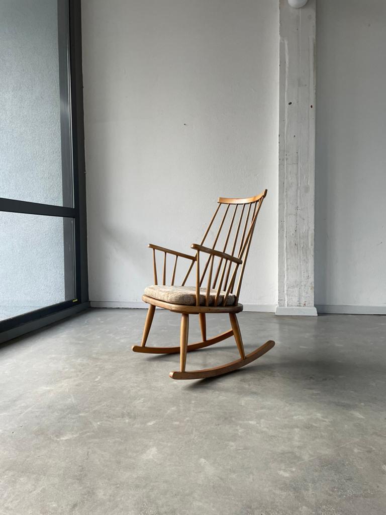 Schommelstoel, Ophalen, ., 2de hands, 75 tot 100 cm