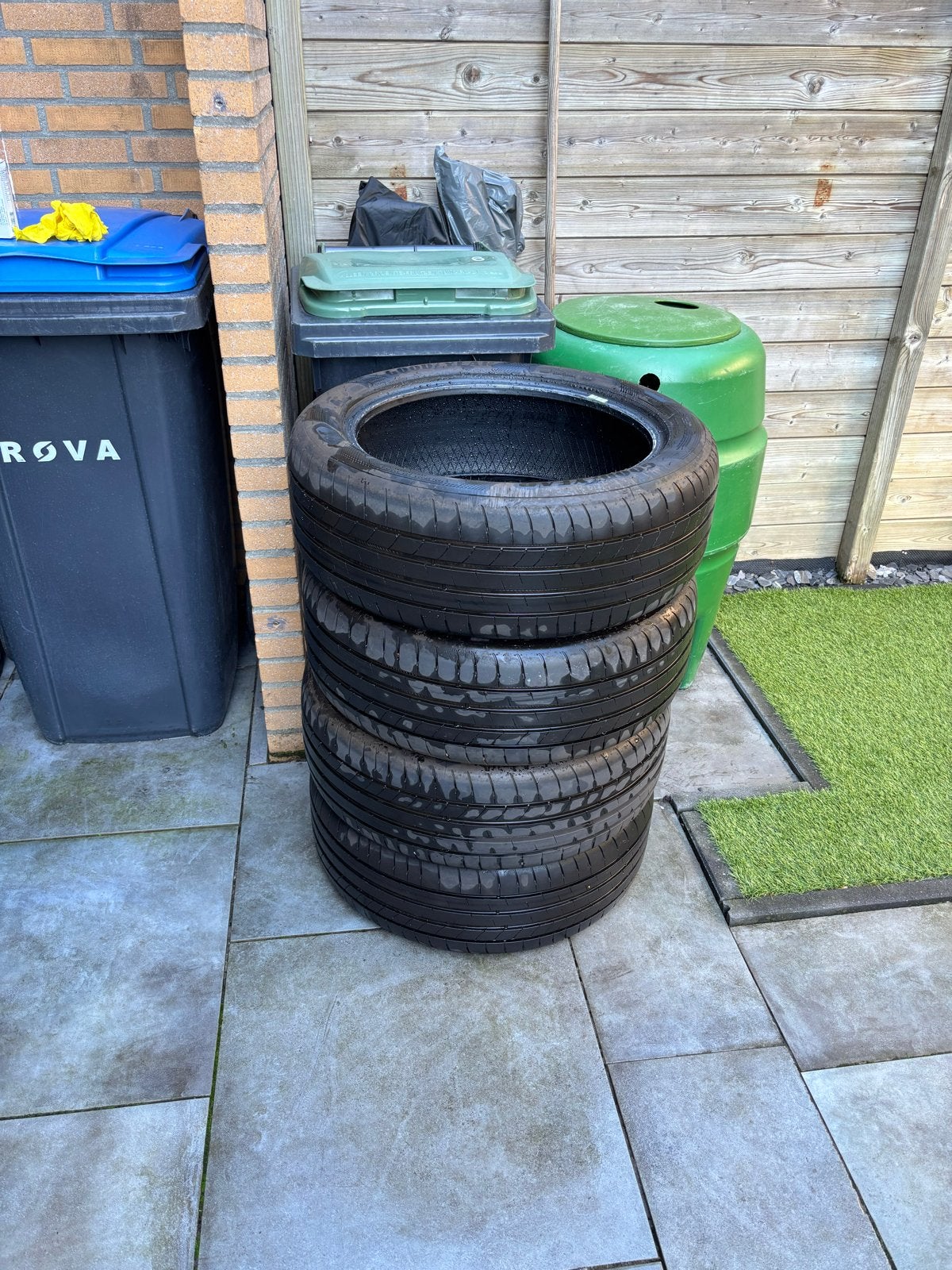 Goodyear Zomerbanden 215/50R18- Set van 4, Ophalen, 18 inch, Band(en), Personenwagen