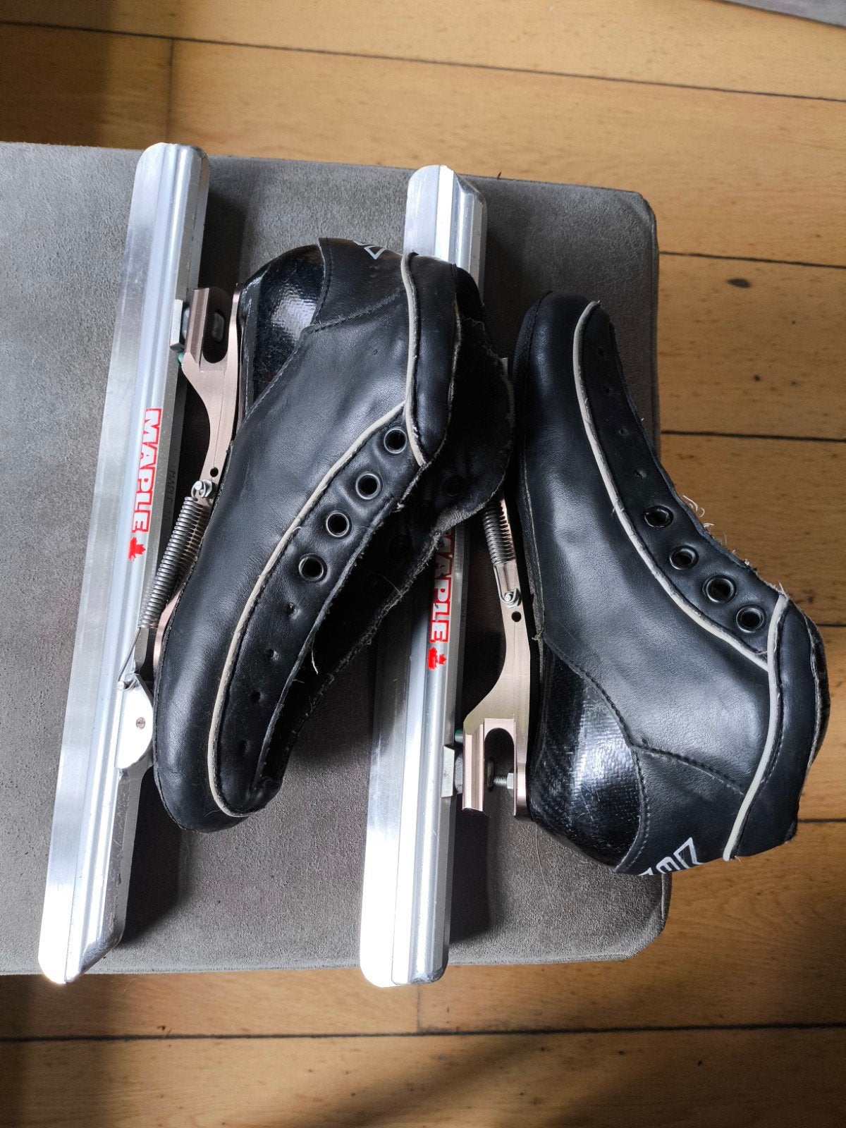 evo klapschaatsen 37 met maple onderstel., Ophalen, Klapschaats, Maple, Noren