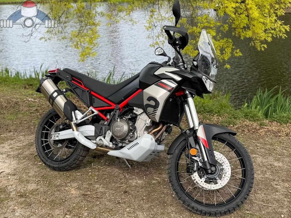 Aprilia Tuareg 660 Canyon Sand 2024, Motoren, 2 cilinders, Motorrijbewijs A, Bedrijf, Onbekend