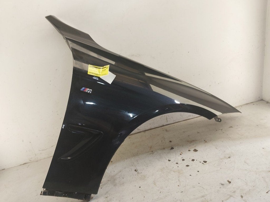 Spatbord Rechts Voor BMW 3 serie (F30) 2018 41007329542, Gebruikt, Petuelring 130, München 80809, , Duitsland, BMW, Bayerische Motoren Werke AG