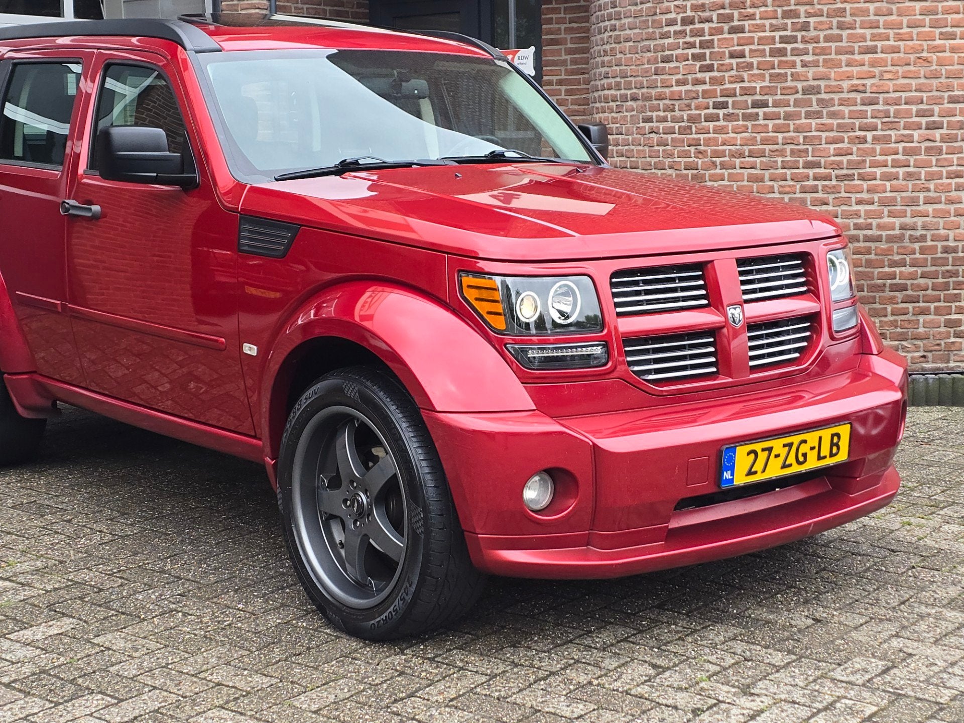Dodge Nitro 4.0 V6 R/T LPG | Dakraam |Leer |, Auto's, Automaat, Gebruikt, Open dak, Bedrijf