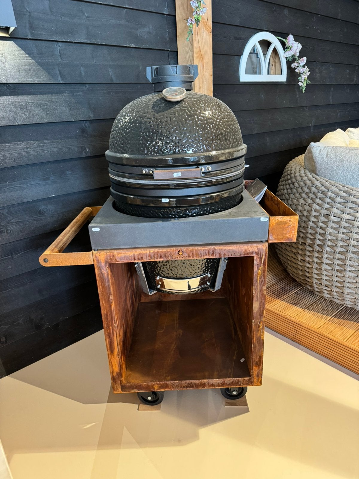 Ofyr kamado bastard cortenstaal nieuw compleet, Ophalen of Verzenden, Nieuw, Met accessoires