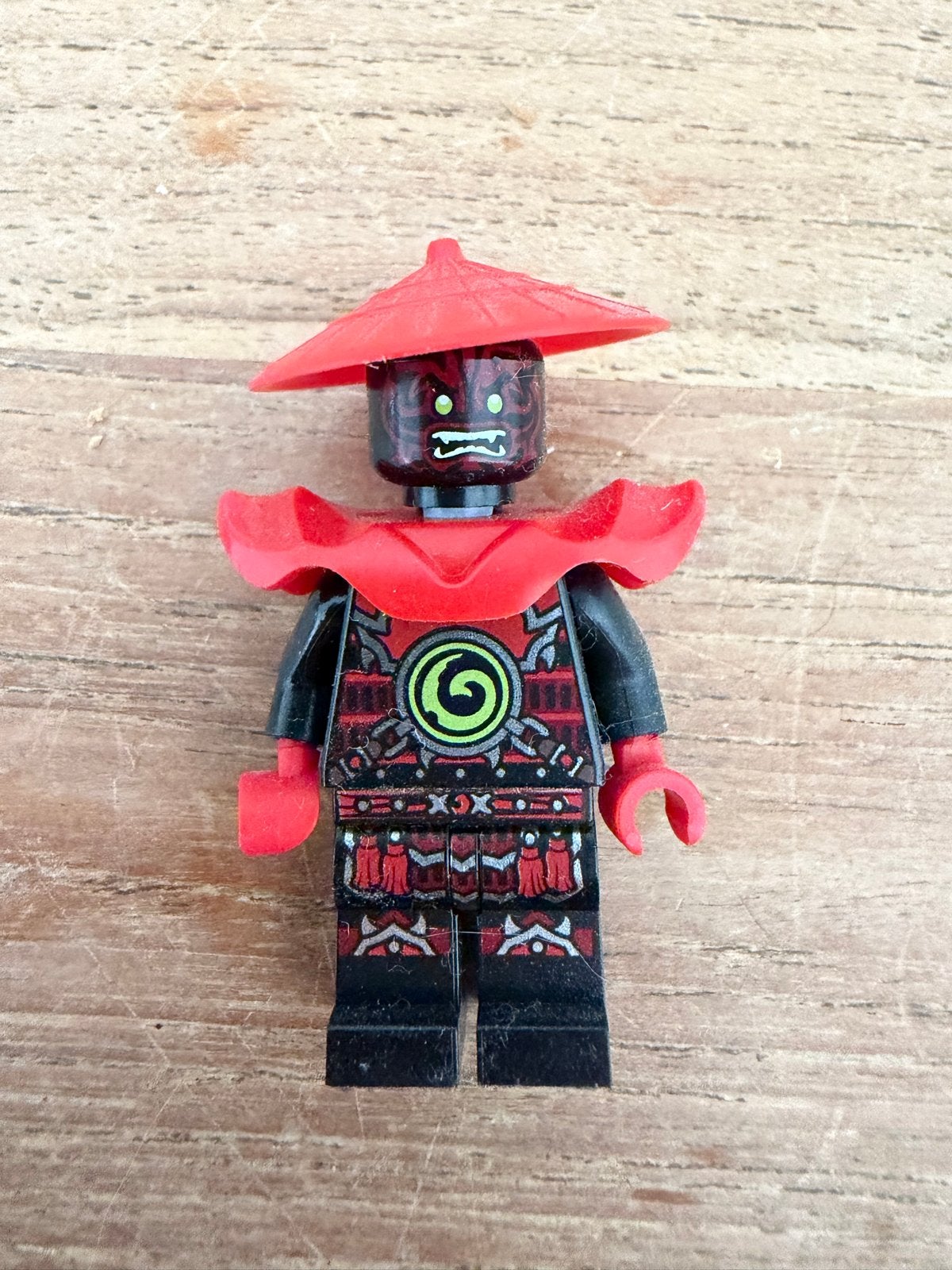 LEGO Ninjago Geestkrijger Bezit 2015 met rode hoed, Ophalen of Verzenden, Gebruikt