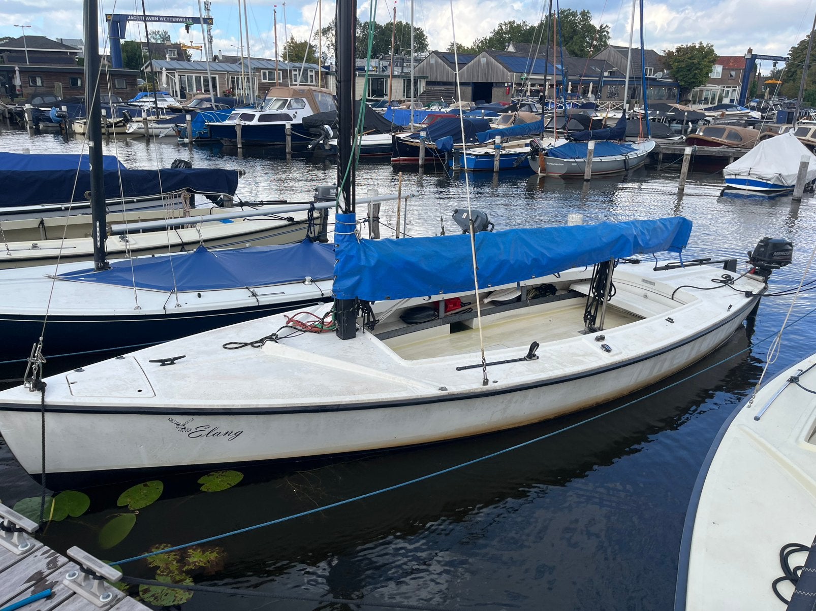 Valk zeilboot met 5 pk mercury, Watersport en Boten, Ophalen, Gebruikt, Polyester, Valk