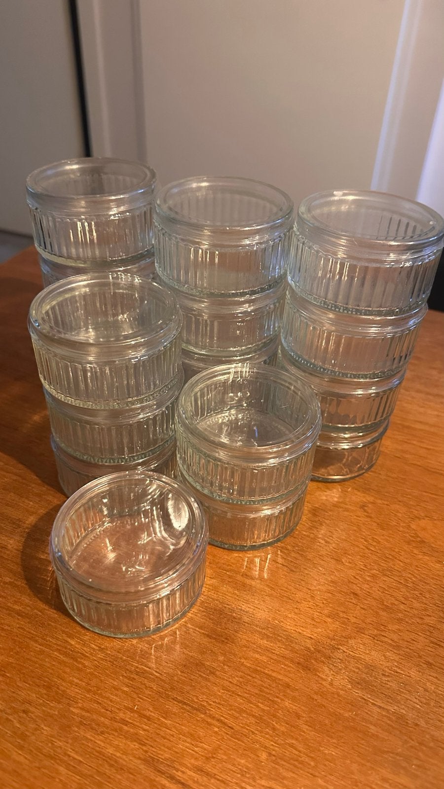 20 stuks 8x4 glazen schaaltjes met deksel, Ophalen, Zo goed als nieuw