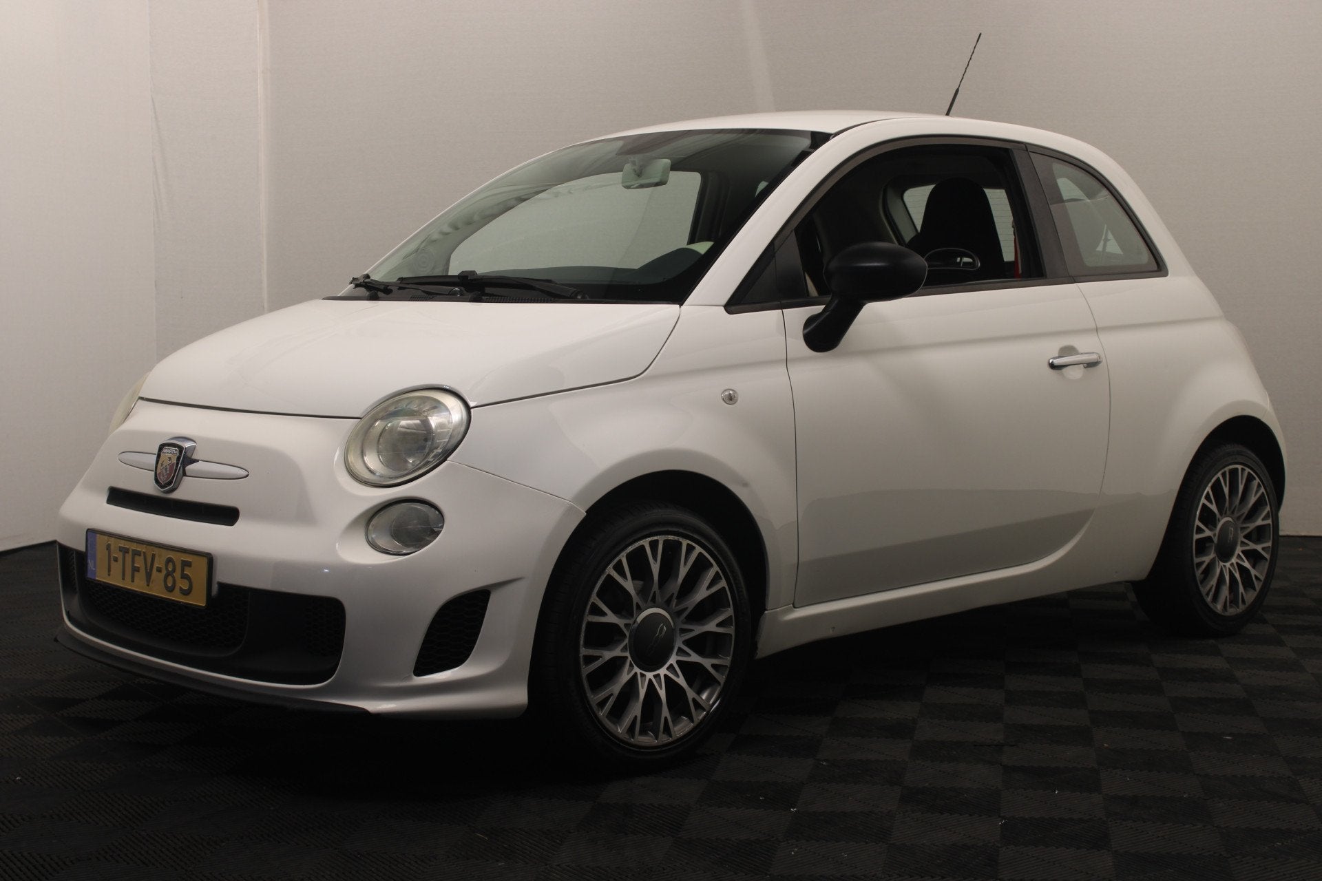 Fiat 500 1.2 Sport |Abarth| (bj 2010), Euro 5, Stof, 4 cilinders, 840 kg