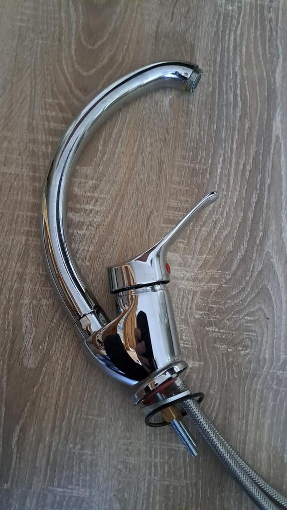 Te koop  keuken mengkraan  of wastafel, Doe-het-zelf en Verbouw, Ophalen of Verzenden, Gebruikt, Overige typen
