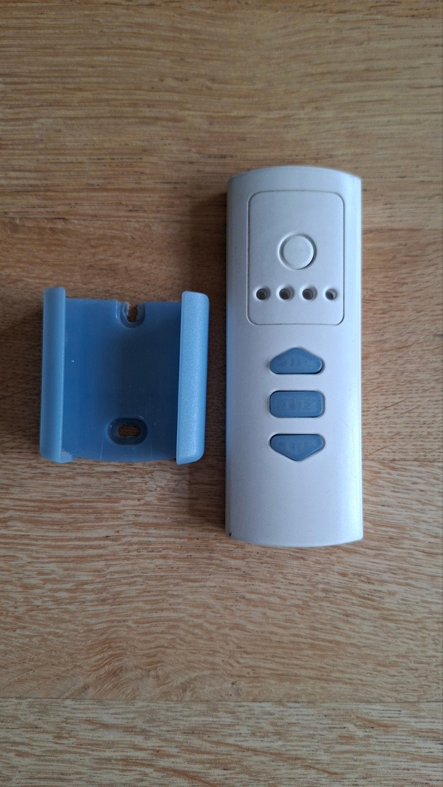 Asa Go-4  4 kanaals handzender tbv knikarmscherm, 300 cm of meer, Ophalen of Verzenden, Knikarmscherm, Elektrisch