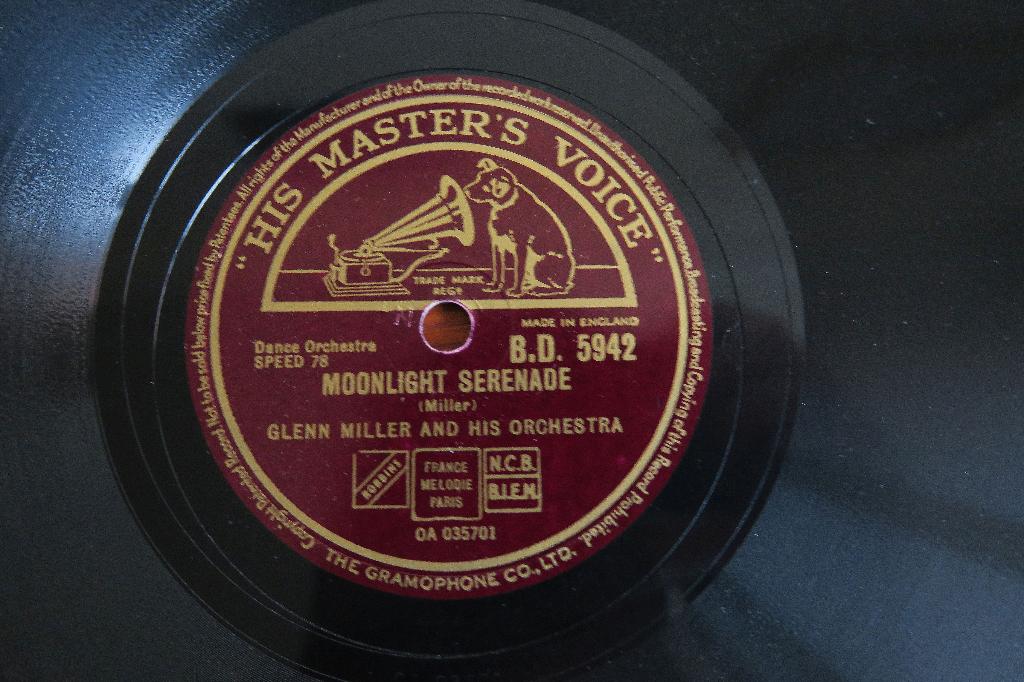 Glenn Miller Moonlight serenade 78 toeren grammofoonplaat, Cd's en Dvd's, Vinyl Singles, Gebruikt, 10 inch, Overige typen, Ophalen of Verzenden