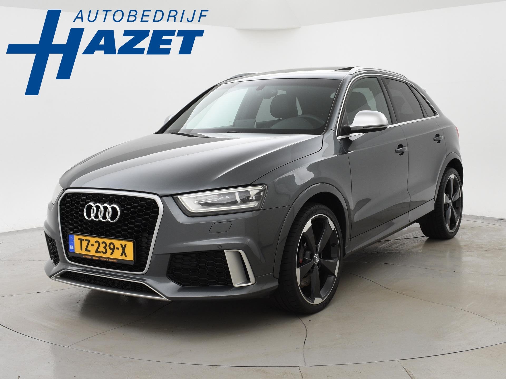 Audi Q3 2.5 TFSI RSQ3 310 PK QUATTRO + PANORAMA / 20 INCH LM, Auto's, Automaat, Euro 5, Gebruikt, Automatische klimaatregeling