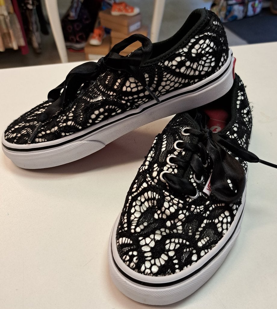 Vans lage gympen / sneakers zwart met kant mt 35 nr 43400, Vans, ., Jongen of Meisje, Schoenen