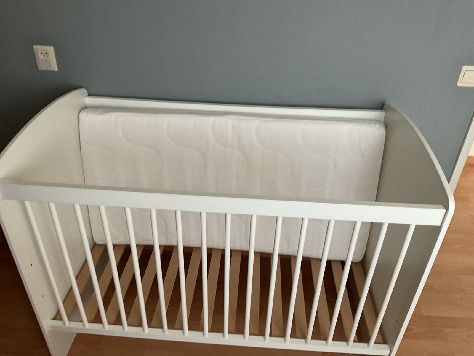 Ledikantje, Kinderen en Baby's, Babywiegjes en Ledikanten, Ophalen, Zo goed als nieuw, Ledikant