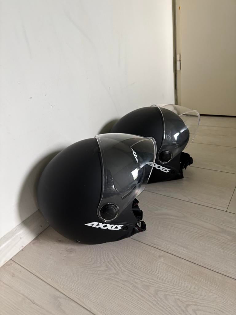 Axxis helm, Fietsen en Brommers, Brommerhelmen, Ophalen, Zo goed als nieuw