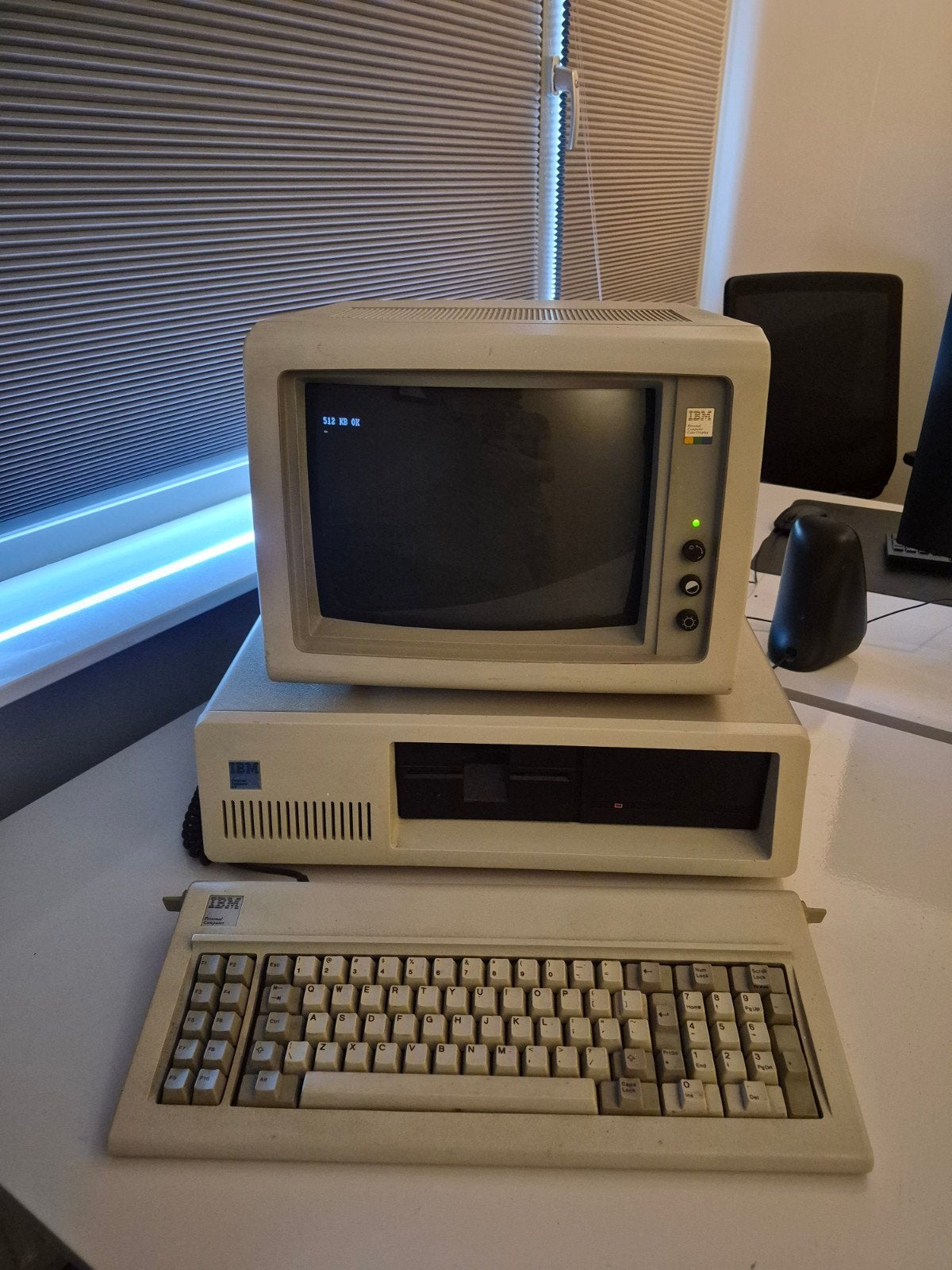 IBM 5160 PC met 5153 CGA monitor en Model F keyboard, Ophalen, IBM