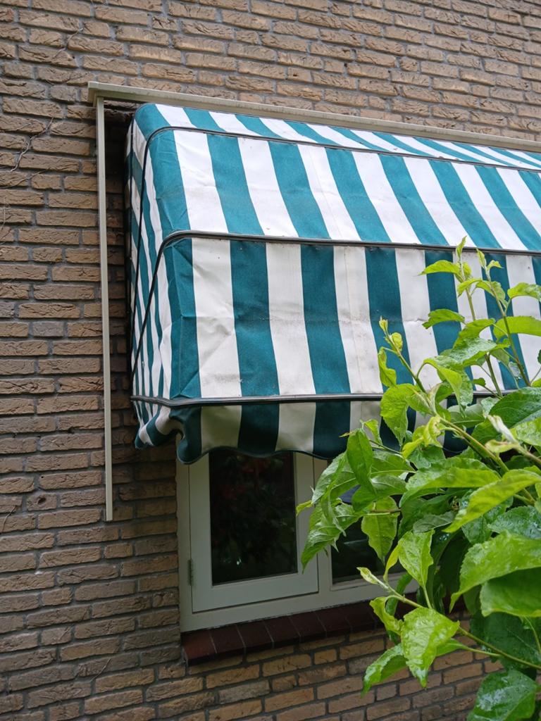 Zonnescherm markies, Tuin en Terras, Zonneschermen, Ophalen of Verzenden, Zo goed als nieuw, Markies, 250 cm tot 450 cm