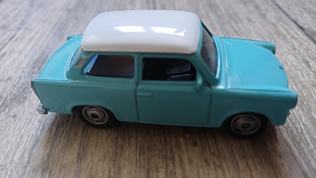 Welly miniatuur auto Trabant 601, Ophalen of Verzenden, Zo goed als nieuw, Auto, Overige merken