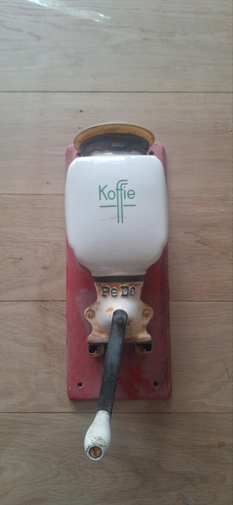 Oude koffiemolen, Antiek en Kunst, Antiek | Keukenbenodigdheden, Ophalen of Verzenden