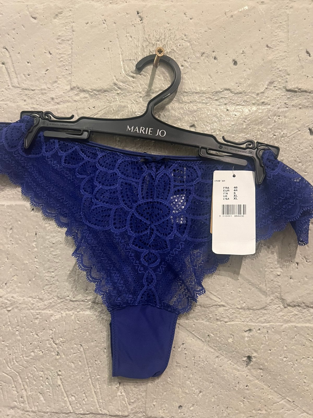 Chantelle  string maat 44 NIEUW!! Nu €10,-, Ophalen of Verzenden, String