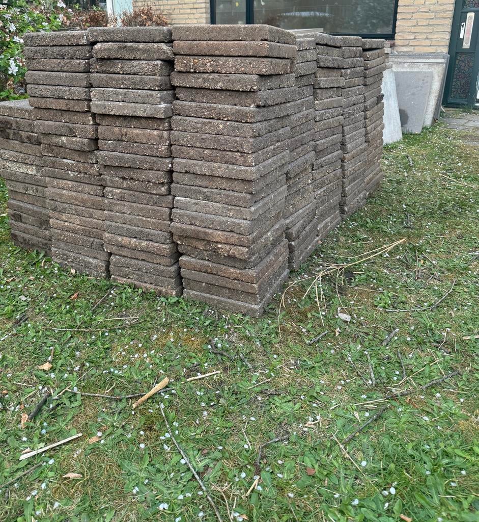 Tegels, diverse maten GRATIS MEENEMEN, Tuin en Terras, Tegels en Klinkers, Ophalen, Overige materialen, Gebruikt, 10 m² of meer