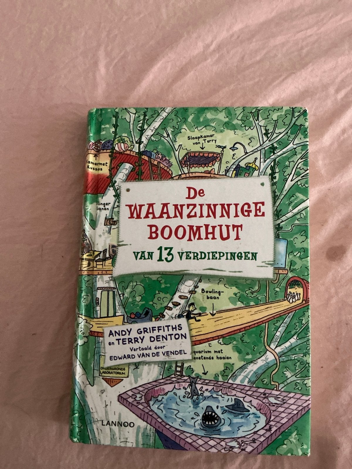 De Waanzinnige Boomhut van 13 Verdiepingen, Ophalen of Verzenden, Gelezen, Fictie algemeen