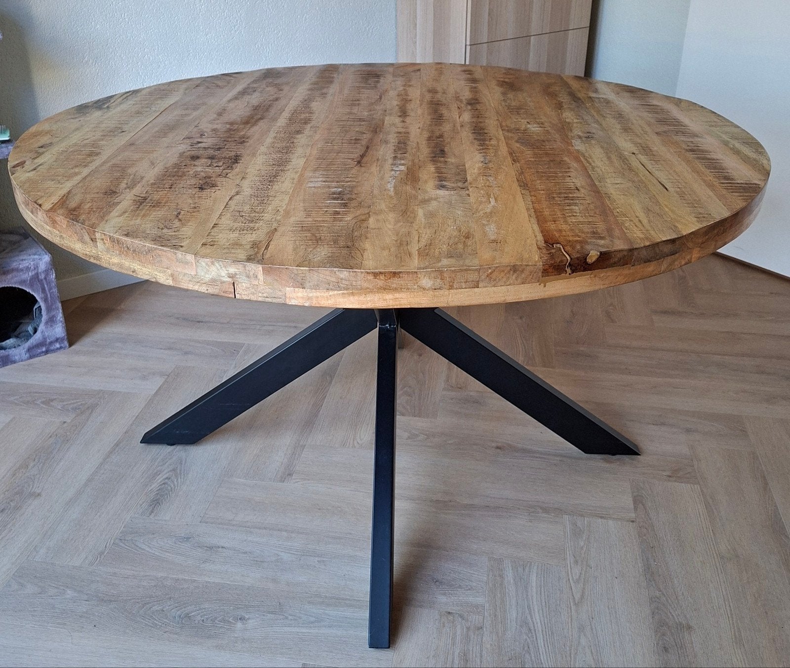 Ronde mangohouten eettafel. 140 cm doorsnede, Ophalen, Gebruikt, Rond, Metaal