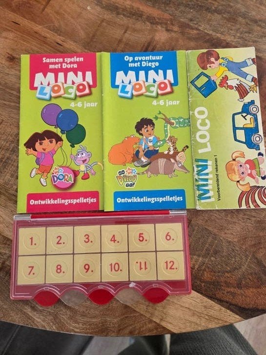Mini Loco met 3 boekjes (Dora, Diego, Rekenen), Ophalen of Verzenden, Zo goed als nieuw, Taal en Lezen