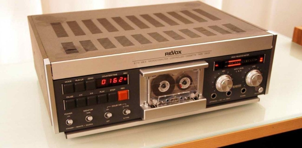 Gevraagd ReVox B710 Cassettedeck, Audio, Tv en Foto, Ophalen, Enkel, Overige merken, Tiptoetsen