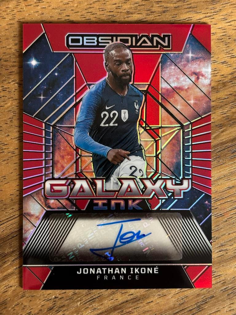 Jonathan Ikoné Obsidian Galaxy Ink Auto /10 Frankrijk, Ophalen of Verzenden, Zo goed als nieuw, Buitenlandse clubs, Spelerskaart