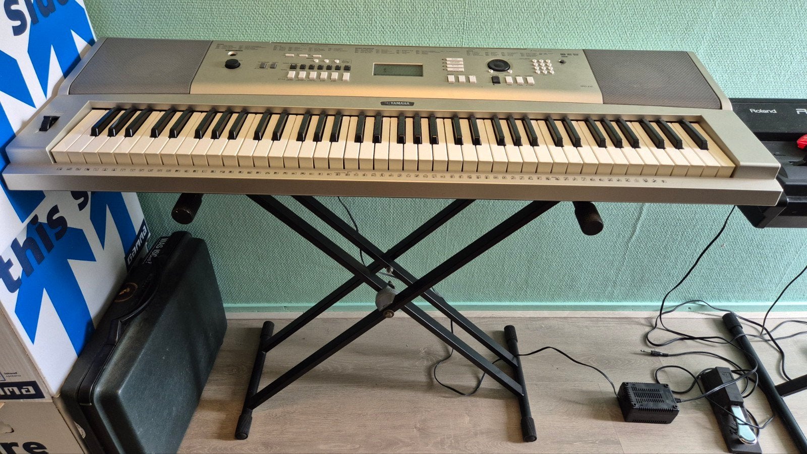 Yamaha YPG-235 Digitale Piano / Keyboard, Ophalen, Yamaha, Zo goed als nieuw, Midi-aansluiting