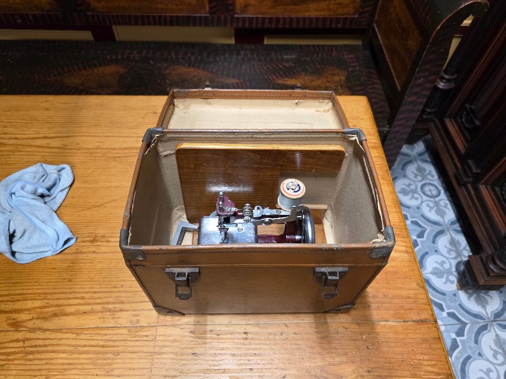 Vintage ESSEX Naaimachine in Koffer - Werkend, Antiek en Kunst, Ophalen of Verzenden