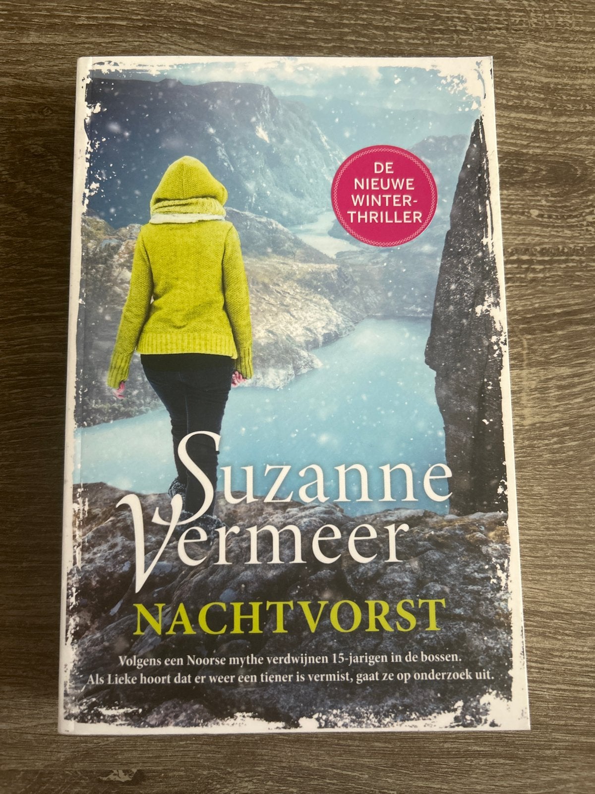 Suzanne Vermeer - Nachtvorst: Spannende Winterthriller (Zo g, Ophalen of Verzenden, Zo goed als nieuw