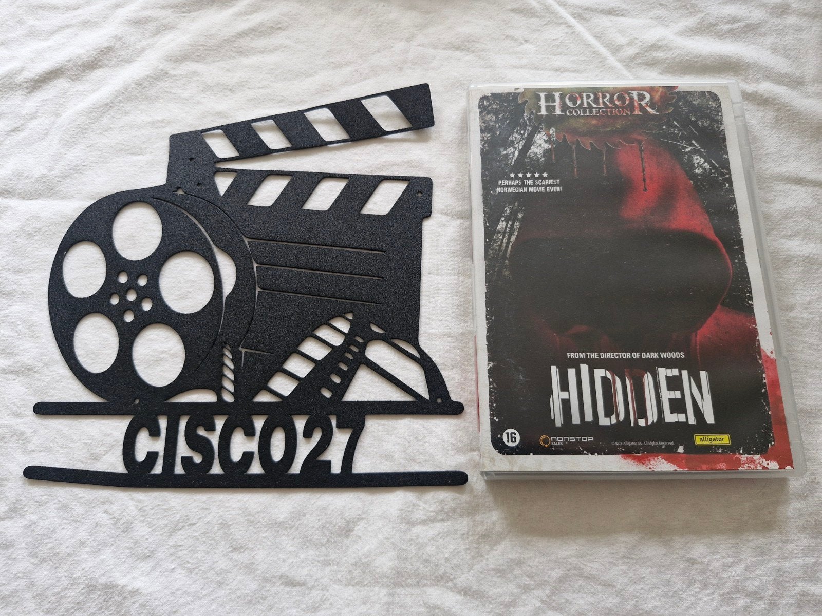 Hidden, Vanaf 16 jaar, Nederlands, Overige genres, Ophalen of Verzenden