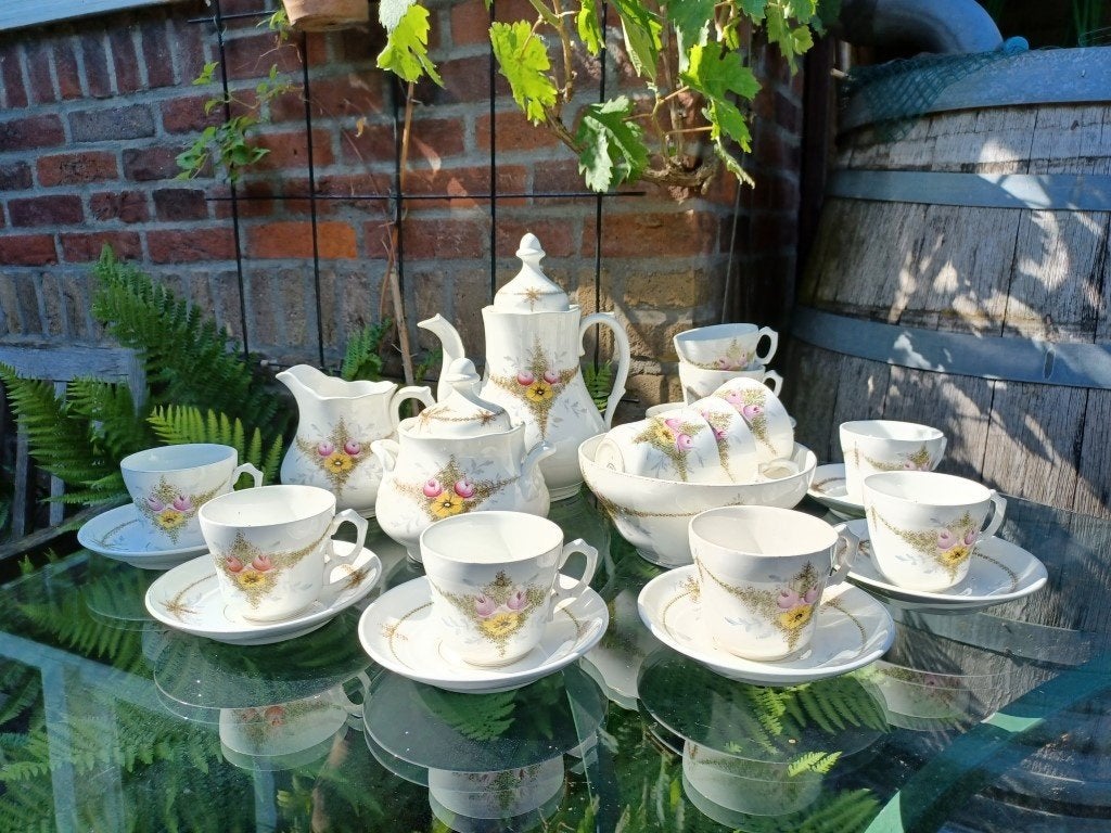 11 persoons koffie servies Societe Ceramique bloem decor, Antiek en Kunst, Ophalen of Verzenden