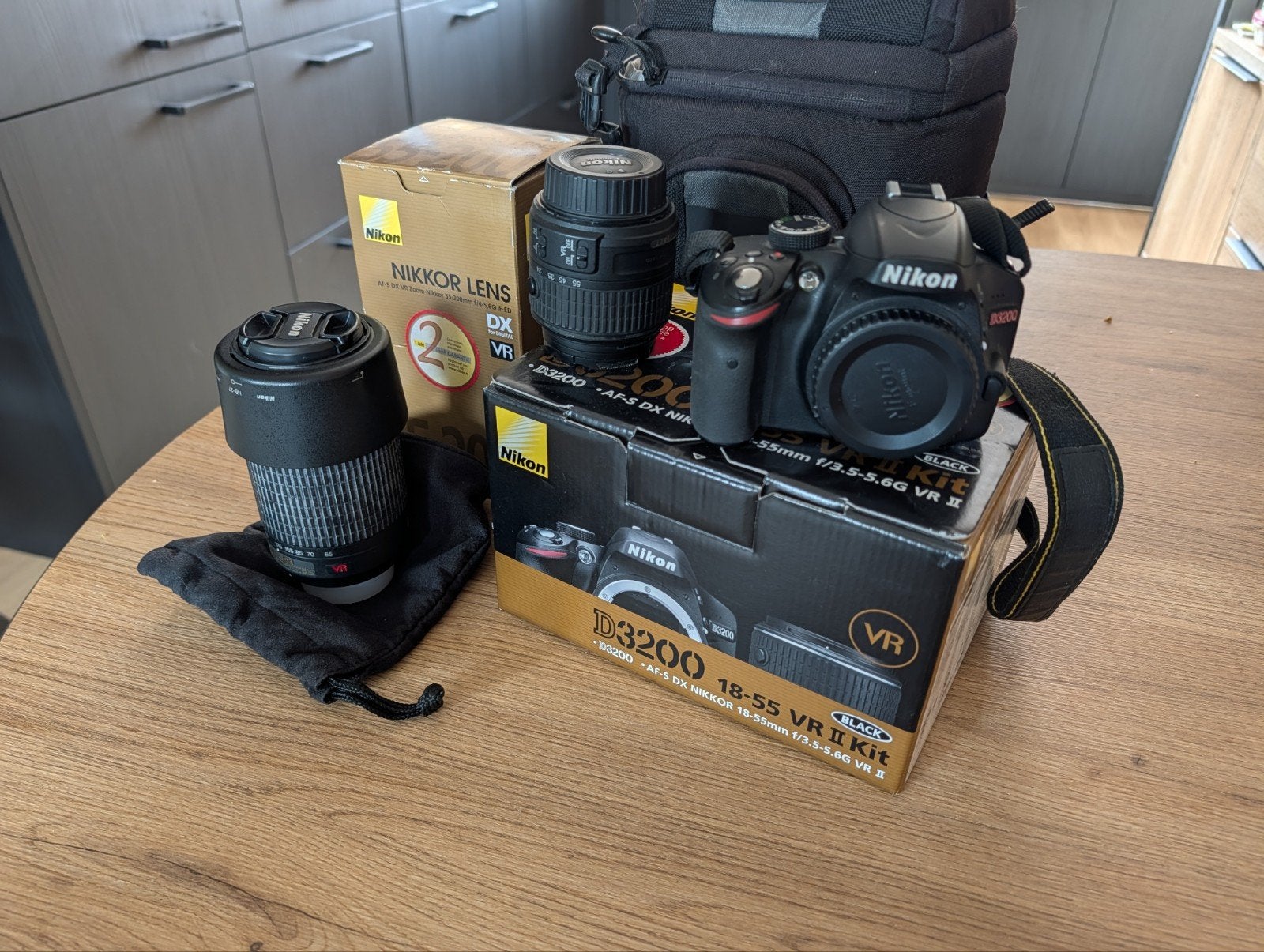 Nikon D3200 camera kit + Nikon 55-200 lens + Lowepro tas, Gebruikt, Spiegelreflex, Ophalen of Verzenden, Cameratas