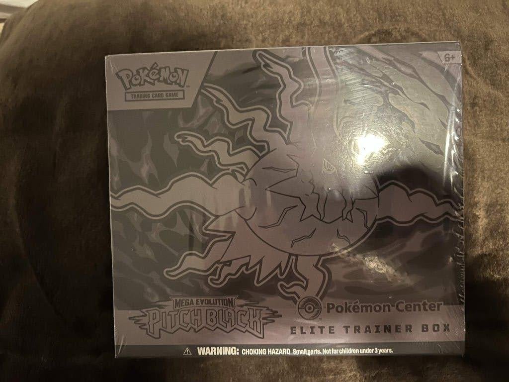 Pokemon pitch black pokemon center ETB, Ophalen, Nieuw, Overige typen